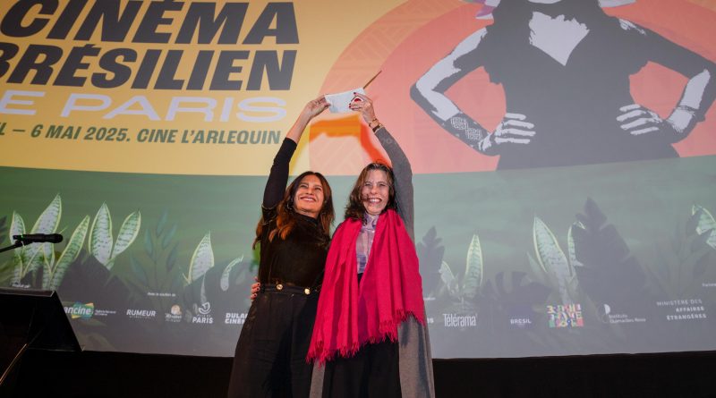 “Aumenta que é Rock’n’Roll” é o grande vencedor do Festival de Cinema Brasileiro de Paris e emociona público com homenagem à geração da rádio Maldita