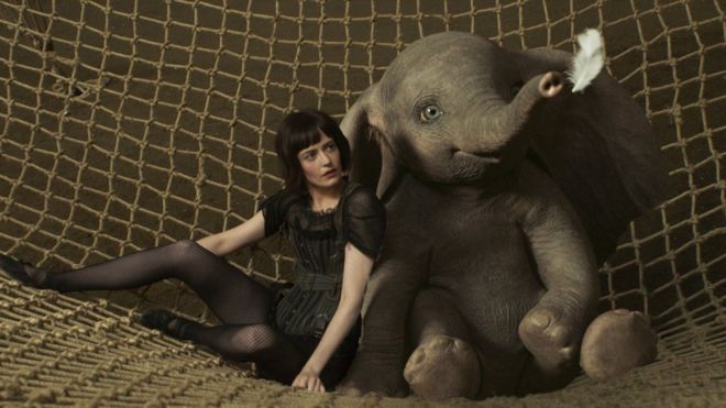 Eva Green é um dos grandes destaques de Dumbo