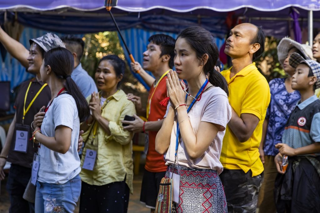Treze Vidas e a comunidade tailandesa envolvida no resgate